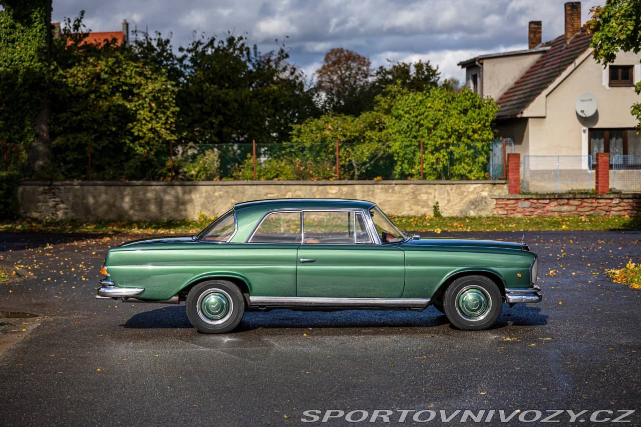 1967 Mercedes-Benz E-CLASS - 2