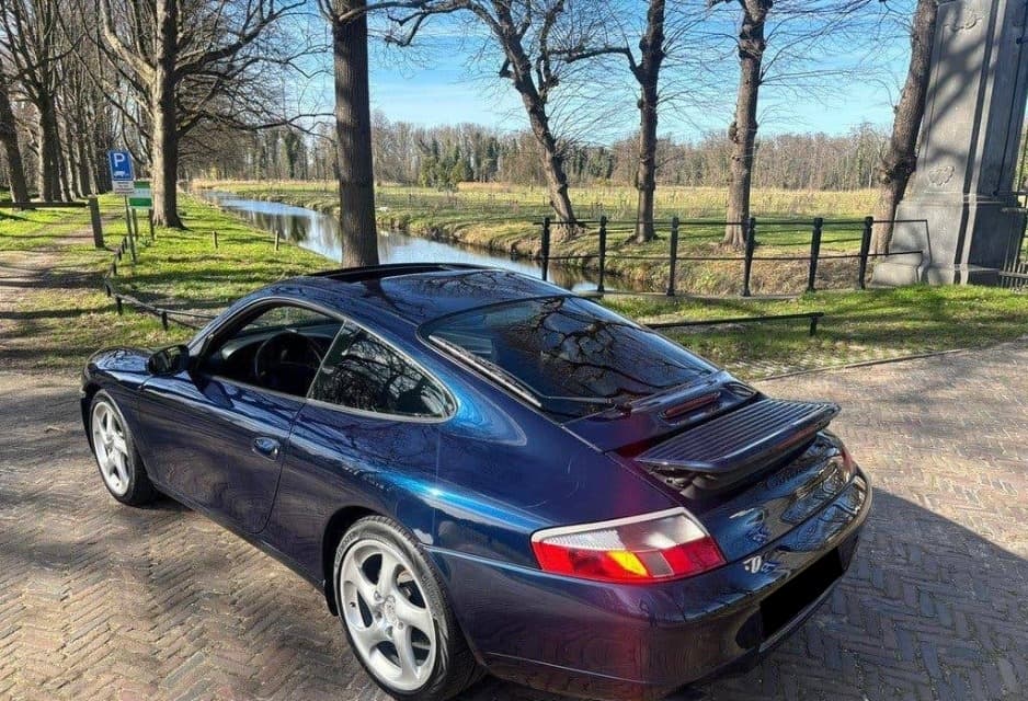 2000 Porsche 911 - 6