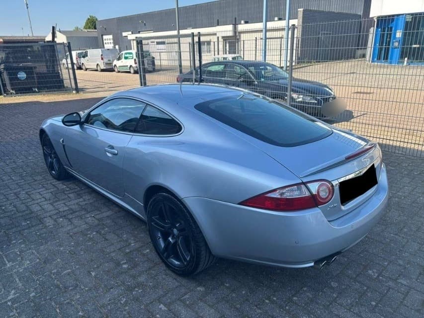 2006 Jaguar XK - 13