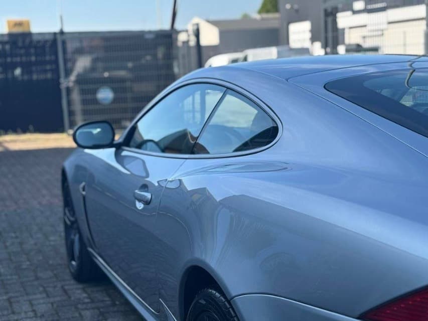 2006 Jaguar XK - 15