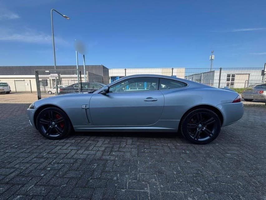 2006 Jaguar XK - 17