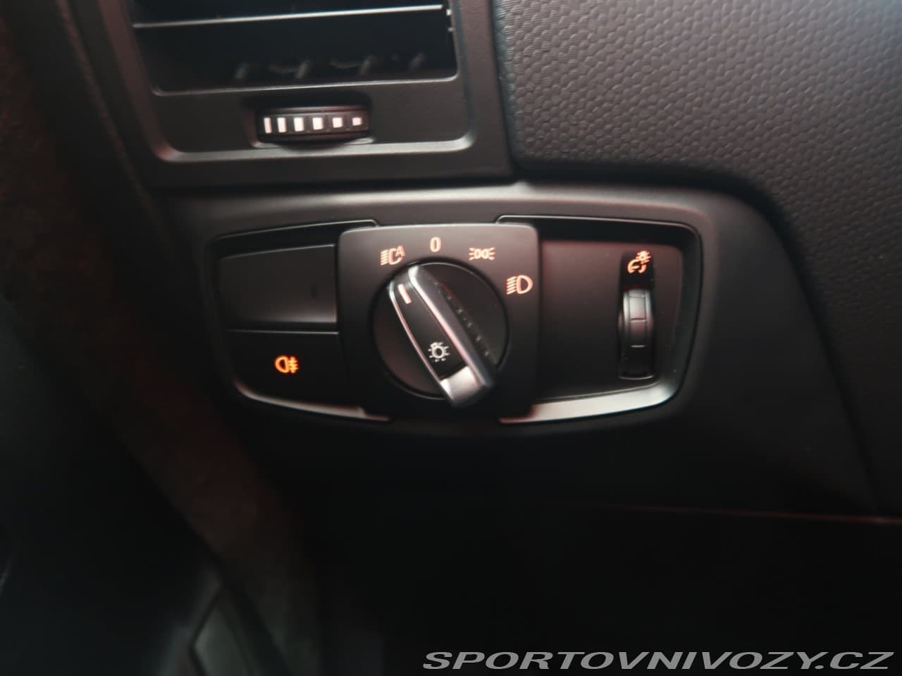 2020 BMW i3 - 17