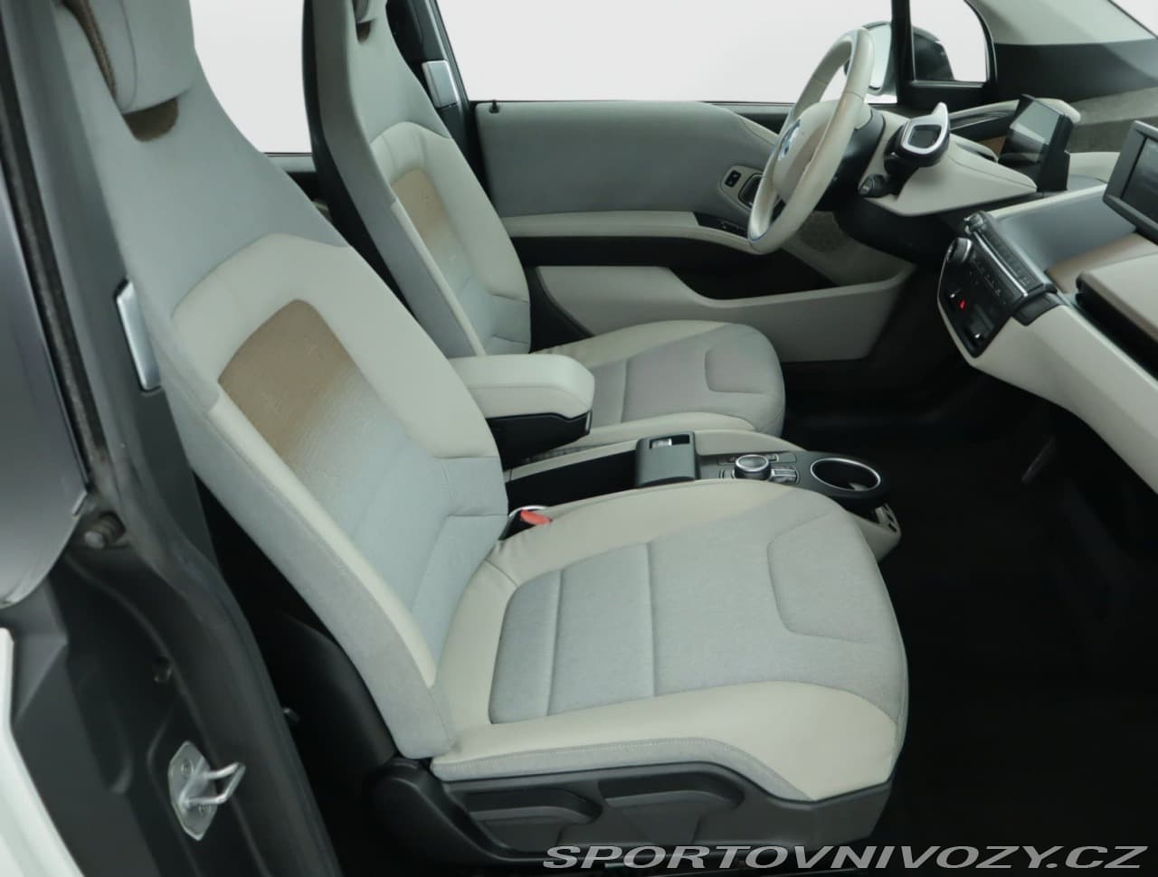 2019 BMW i3 - 9