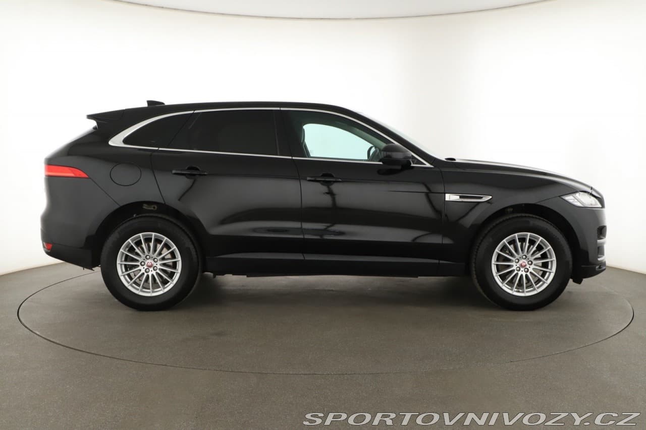 2018 Jaguar F-PACE - 6