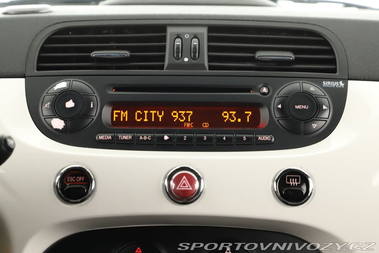 2015 Fiat 500 - 11