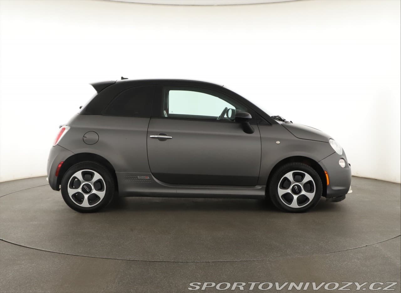 2015 Fiat 500 - 6