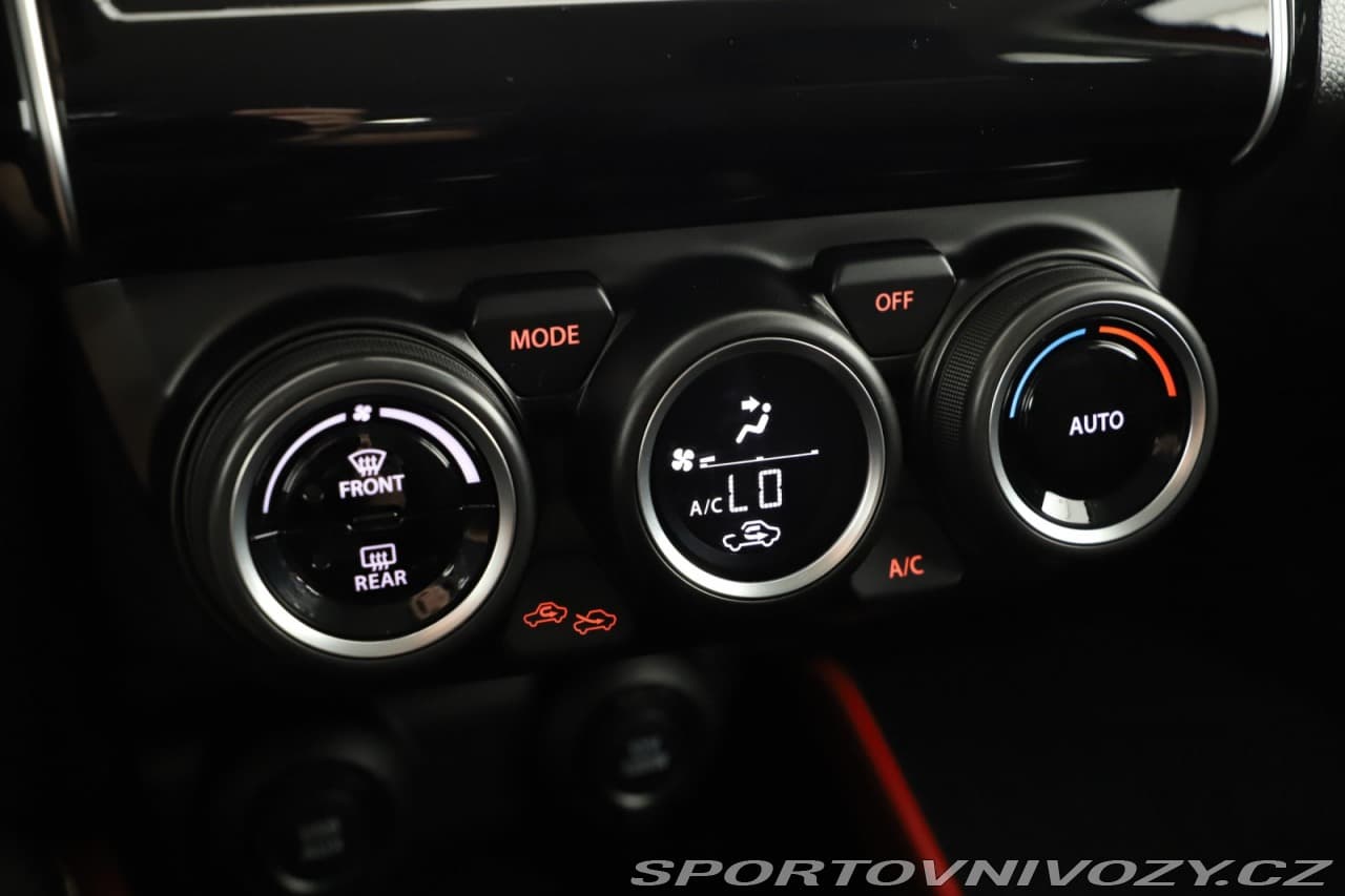 2022 Suzuki SWIFT - 11