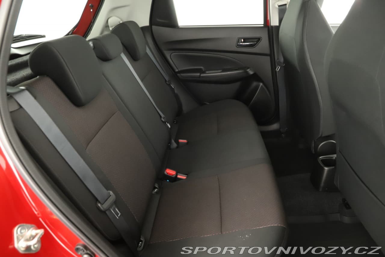 2022 Suzuki SWIFT - 7