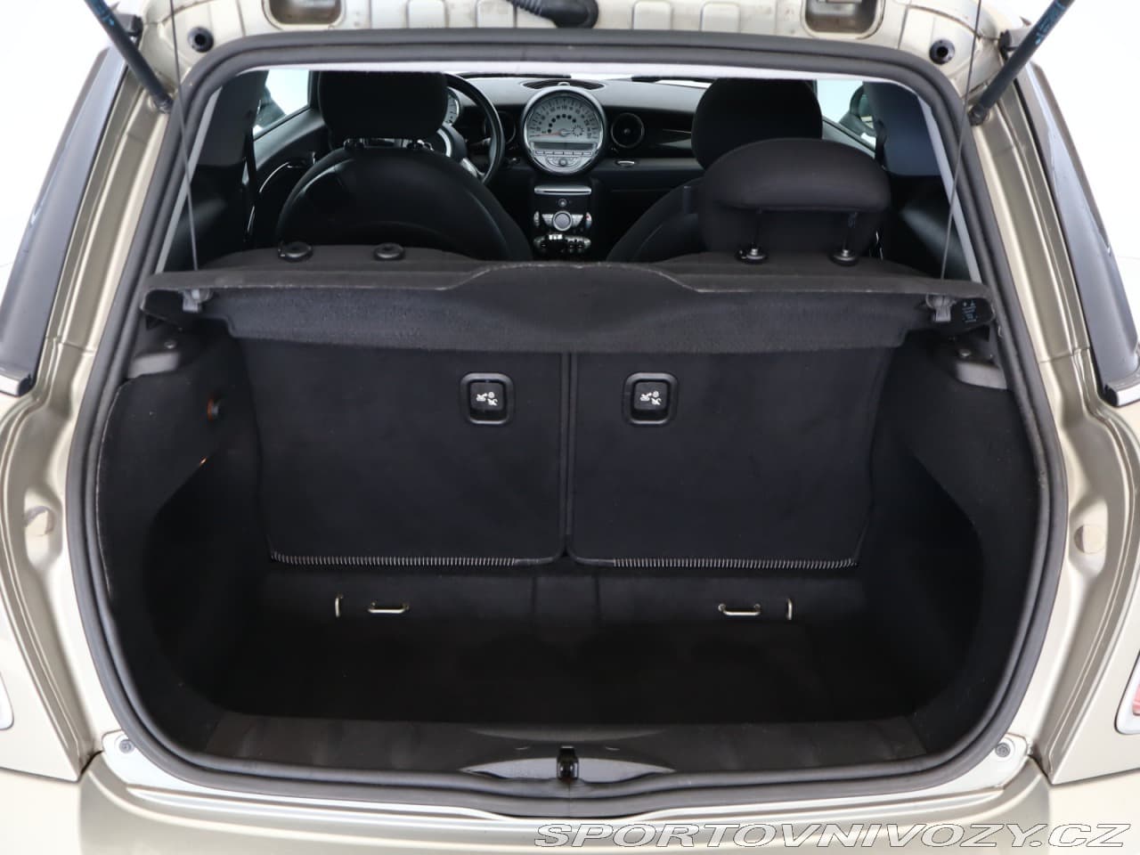 2009 Mini COOPER - 10