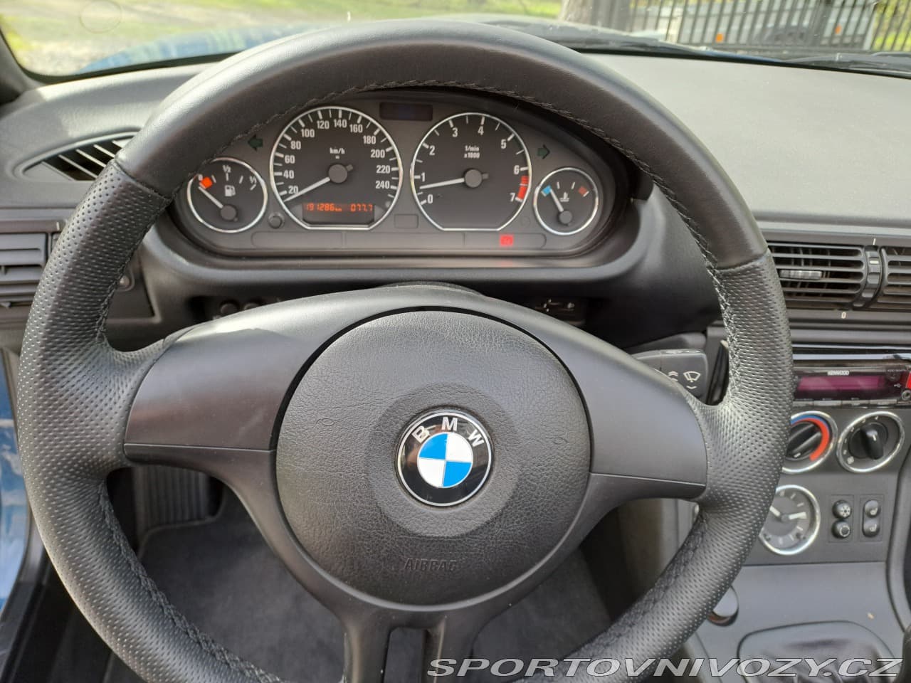 2000 BMW Z3 - 8