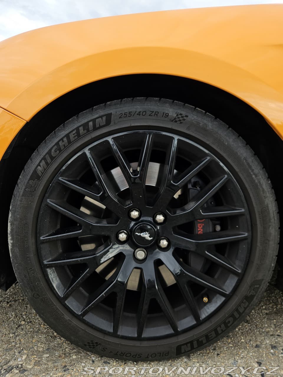 2018 Ford MUSTANG - 20