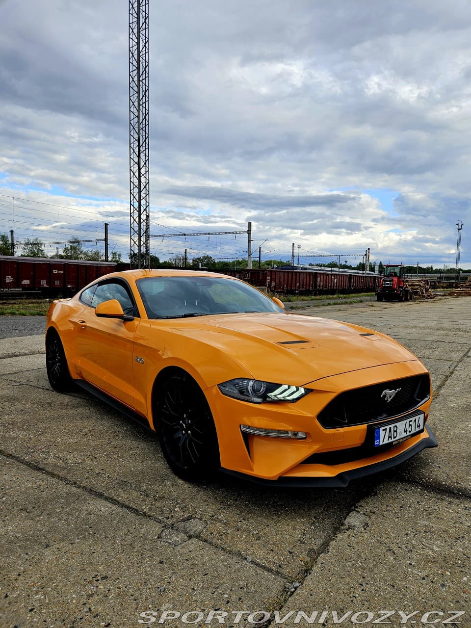 2018 Ford MUSTANG - 3