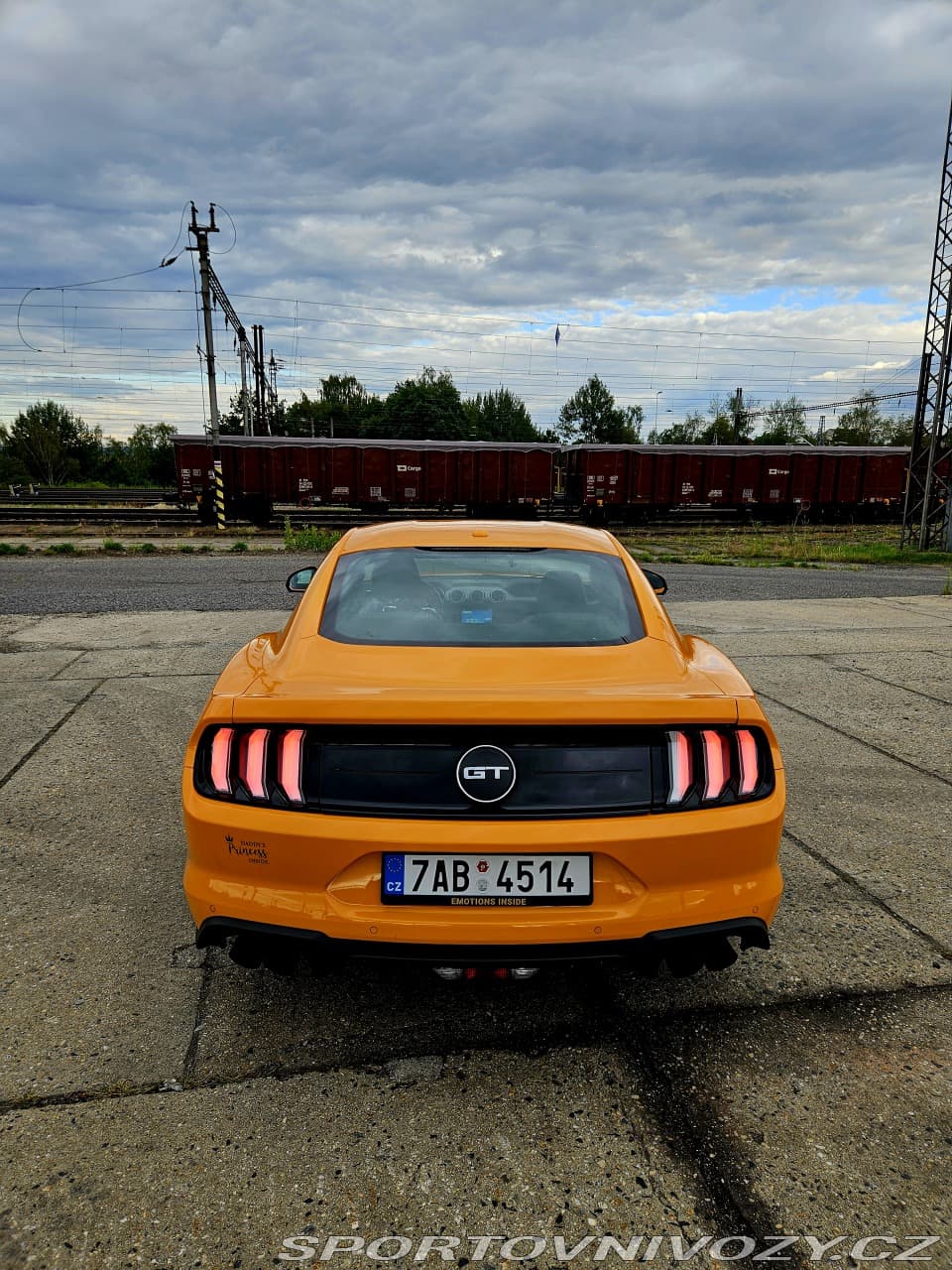 2018 Ford MUSTANG - 6