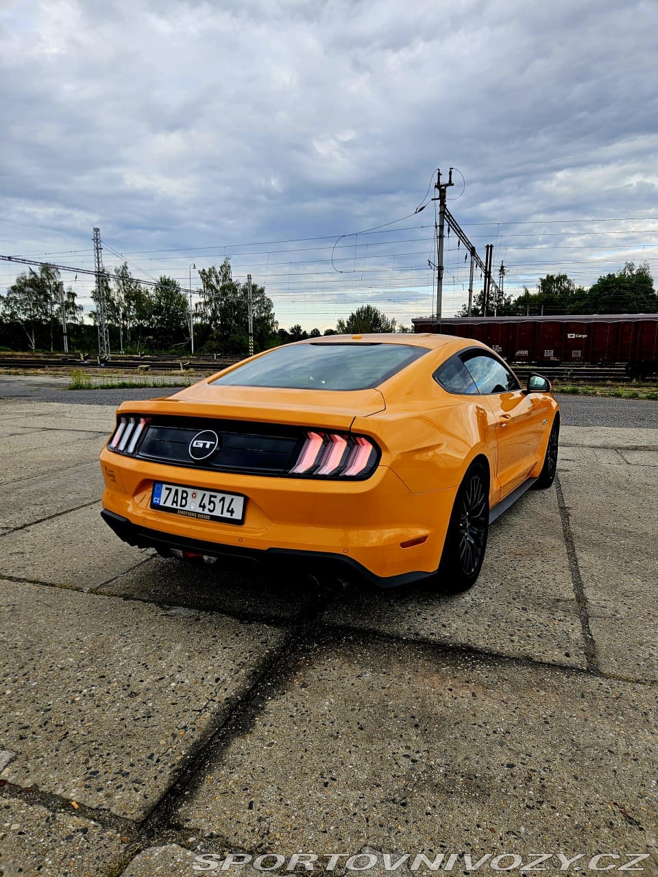 2018 Ford MUSTANG - 7