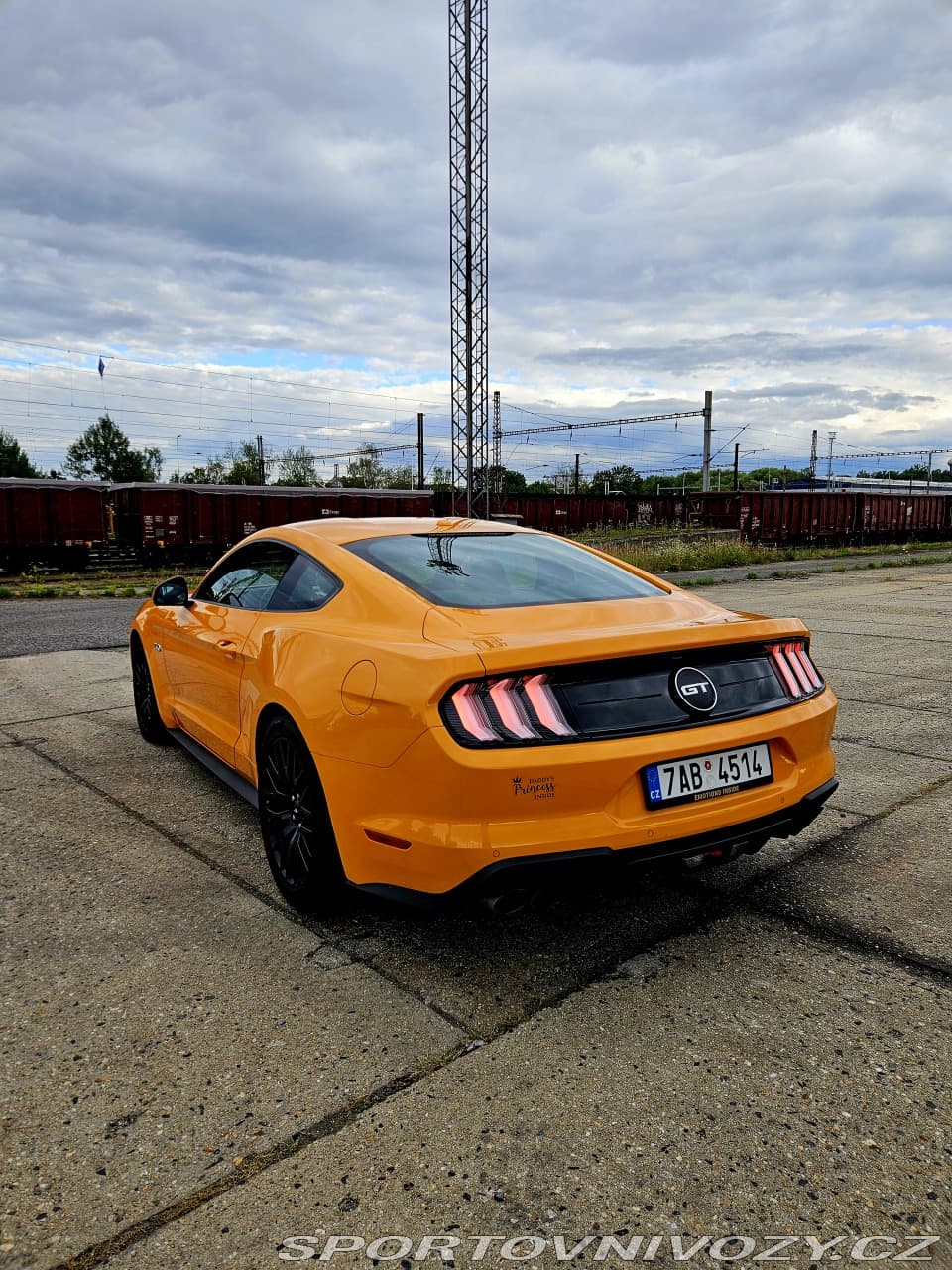 2018 Ford MUSTANG - 8