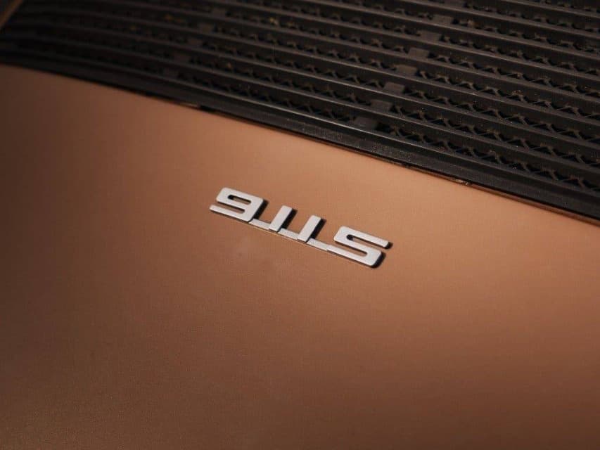 1976 Porsche 911 - 12