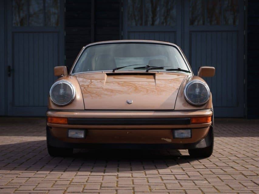 1976 Porsche 911 - 2