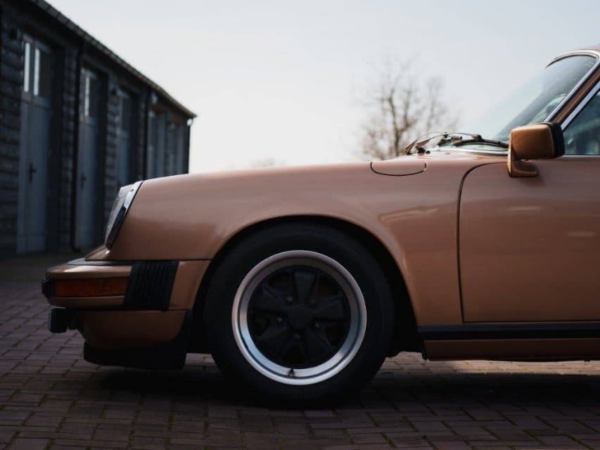 1976 Porsche 911 - 5