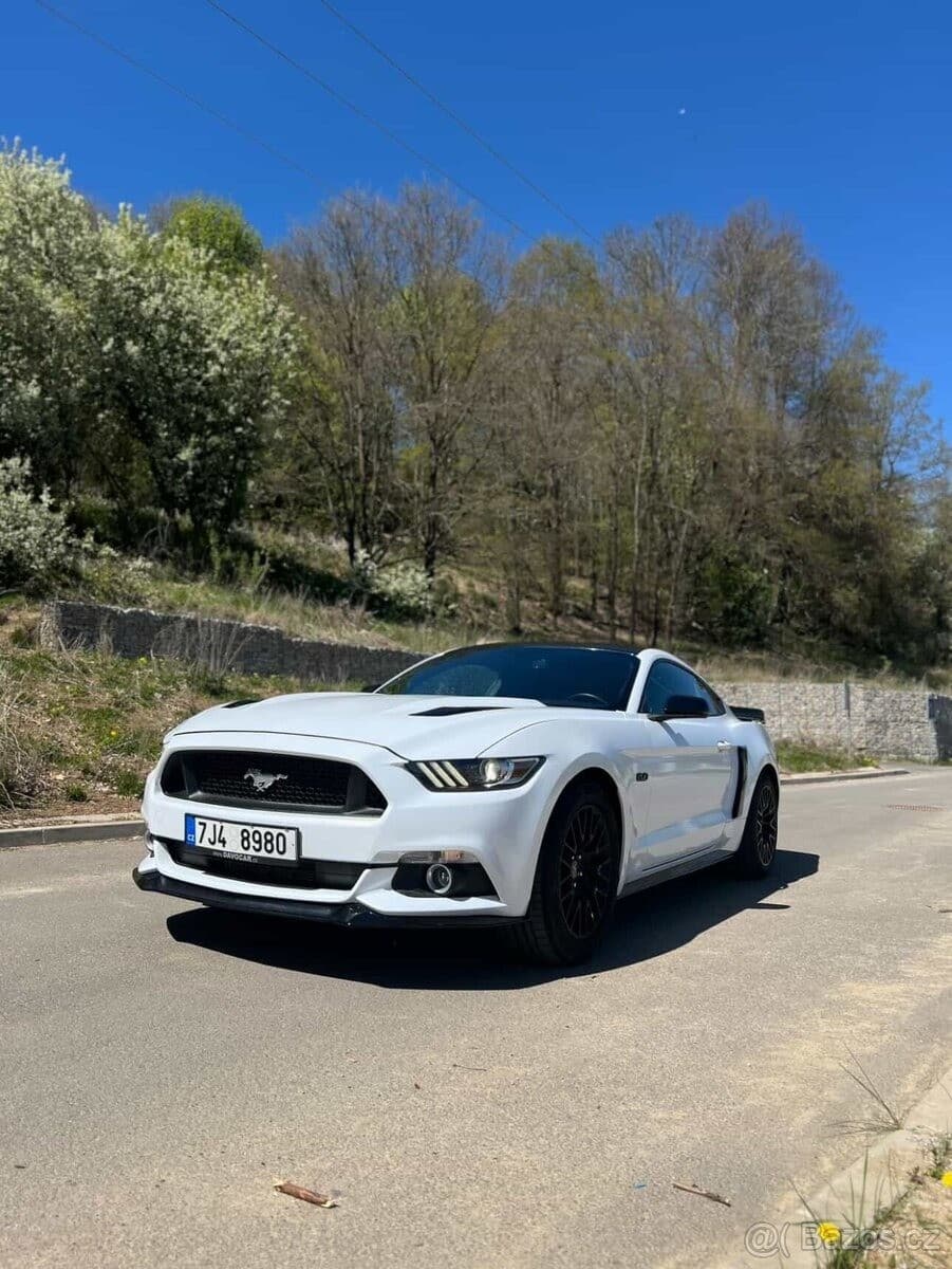 2016 Ford MUSTANG - 8