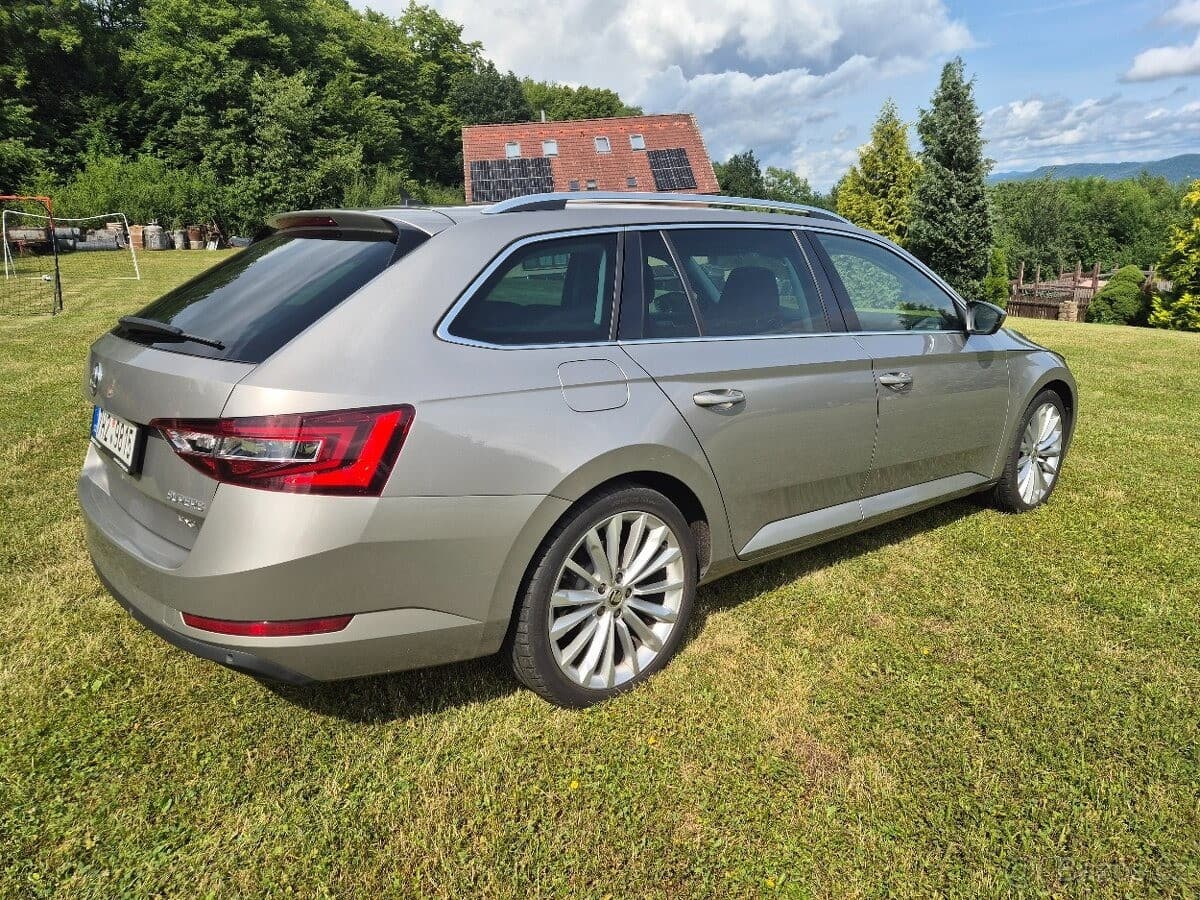 2017 Škoda SUPERB - 10