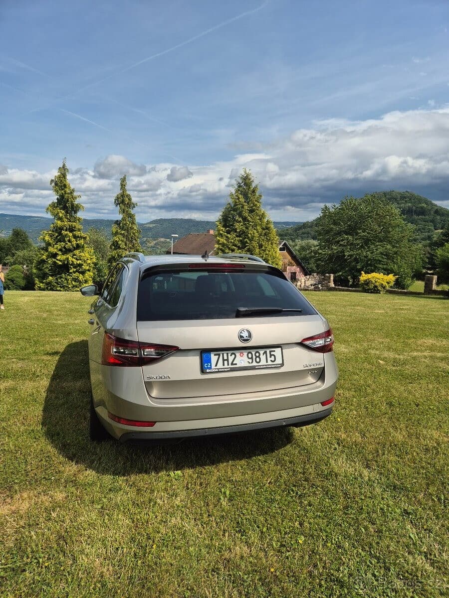 2017 Škoda SUPERB - 14