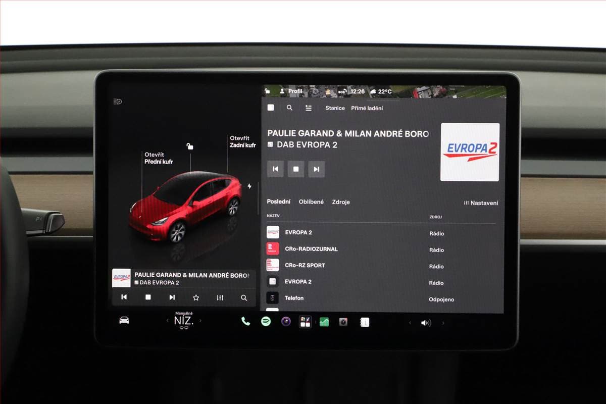 2023 Tesla MODEL Y - 9