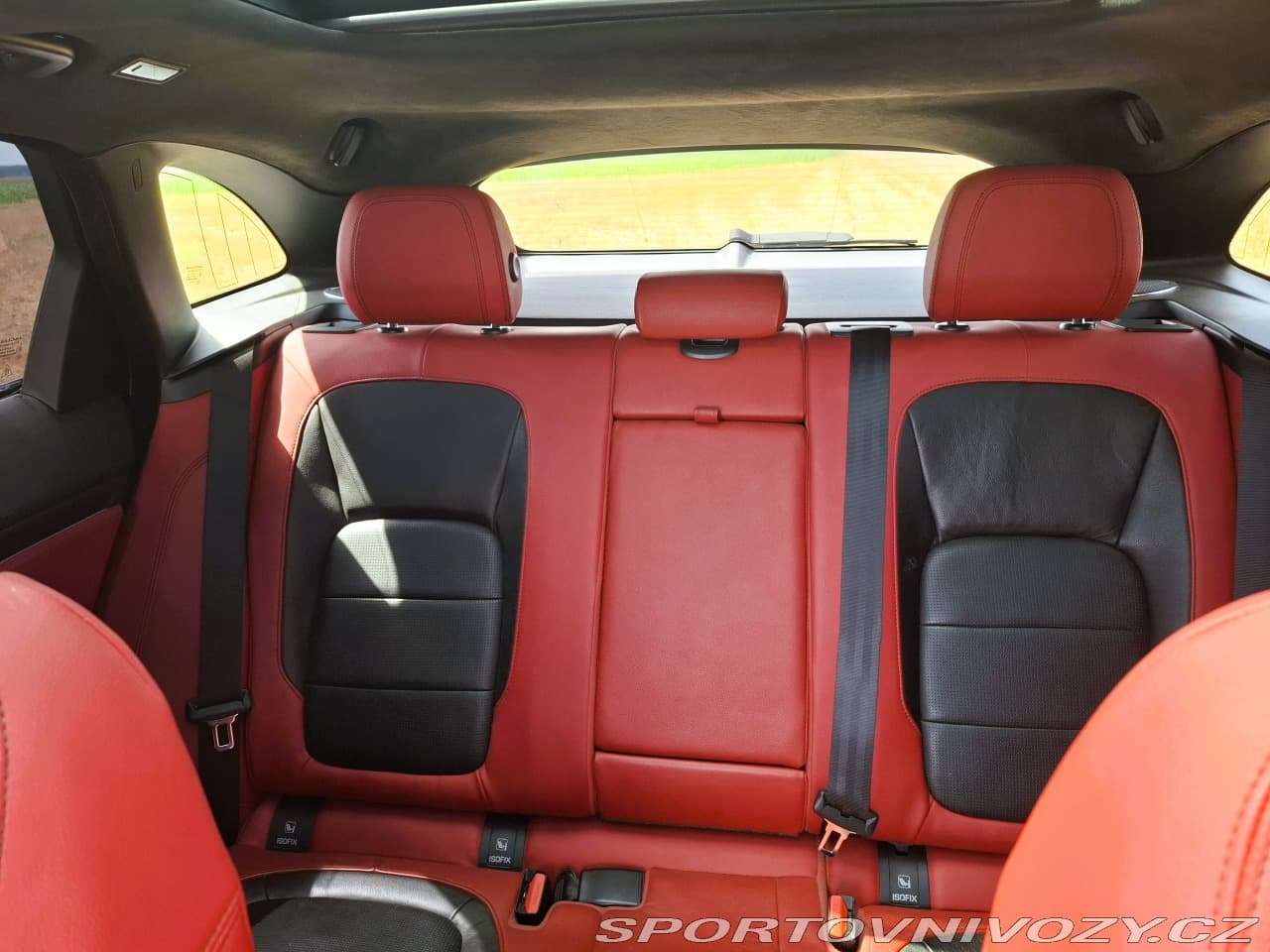 2019 Jaguar F-PACE - 11