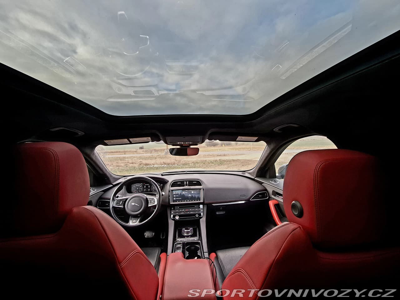2019 Jaguar F-PACE - 13