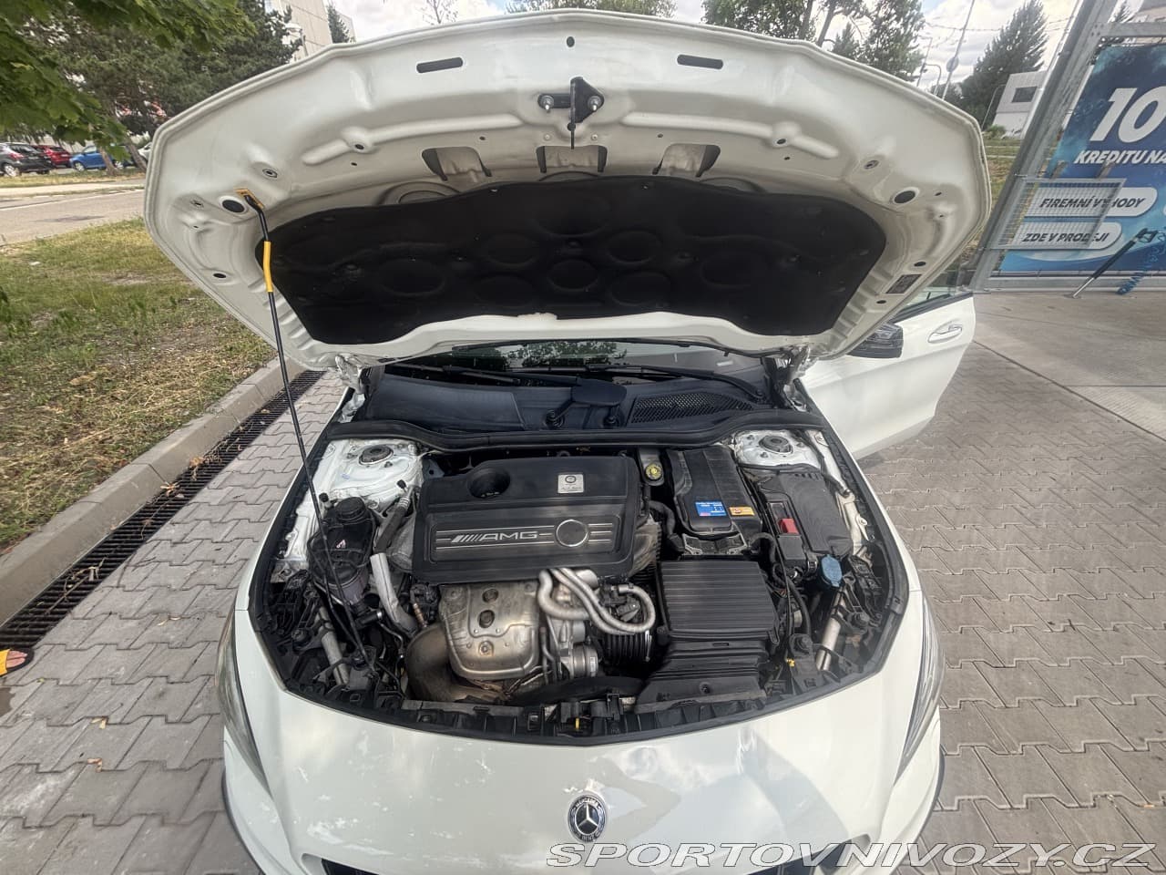 2015 Mercedes-Benz CLA