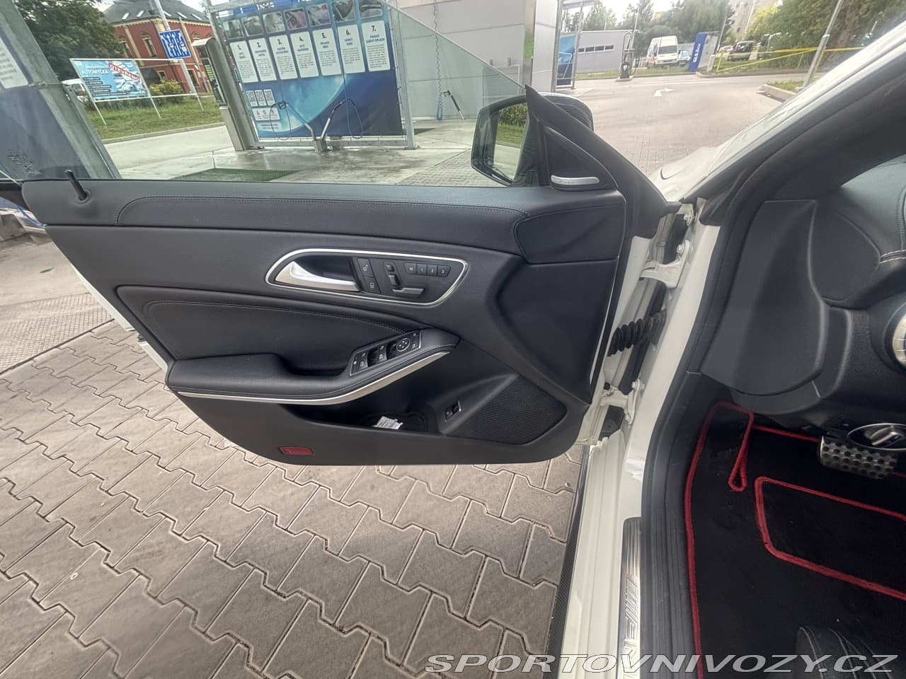 2015 Mercedes-Benz CLA - 3