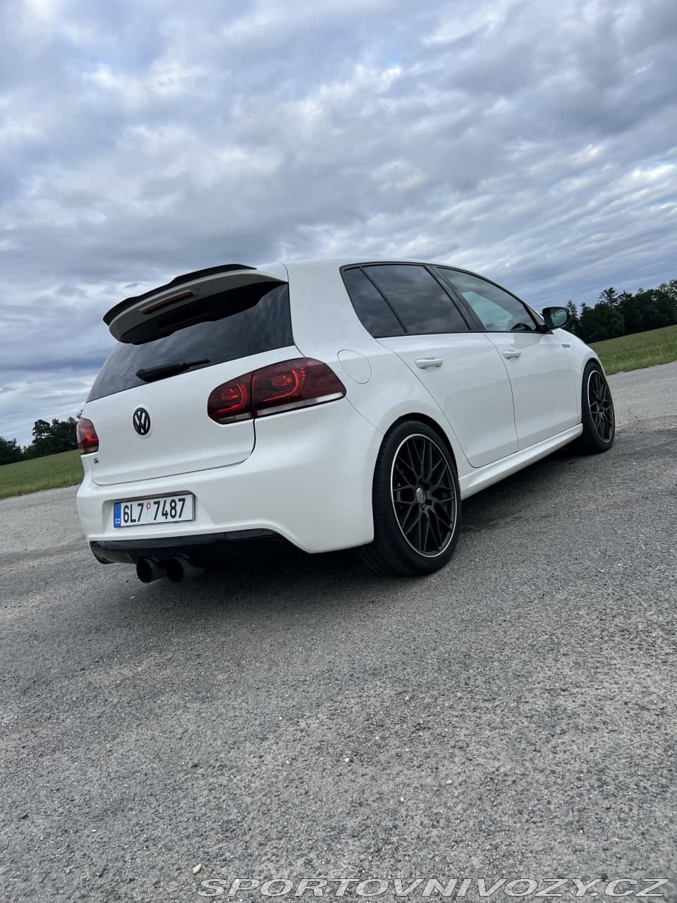 2010 Volkswagen GOLF - 5