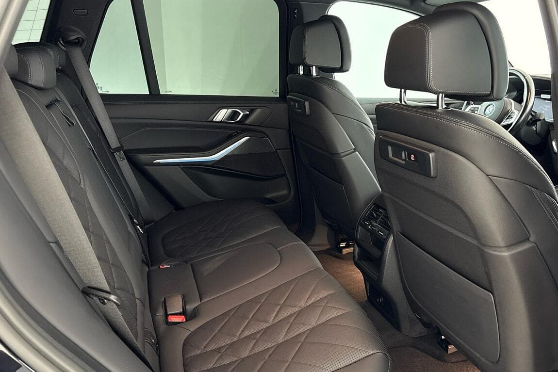 2022 BMW X5 - 14