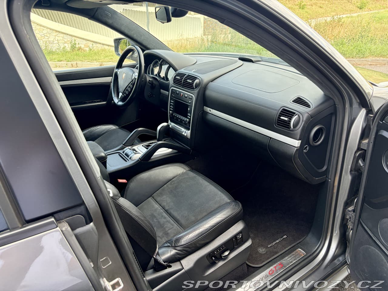 2008 Porsche CAYENNE - 11