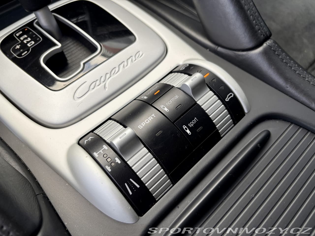 2008 Porsche CAYENNE - 16