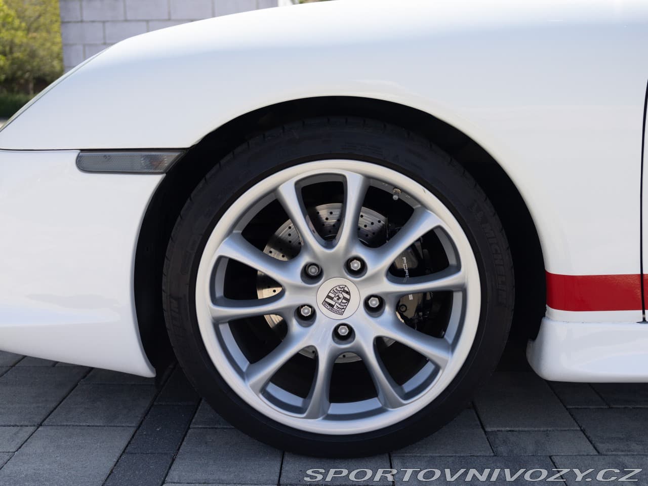 2002 Porsche 911 - 11