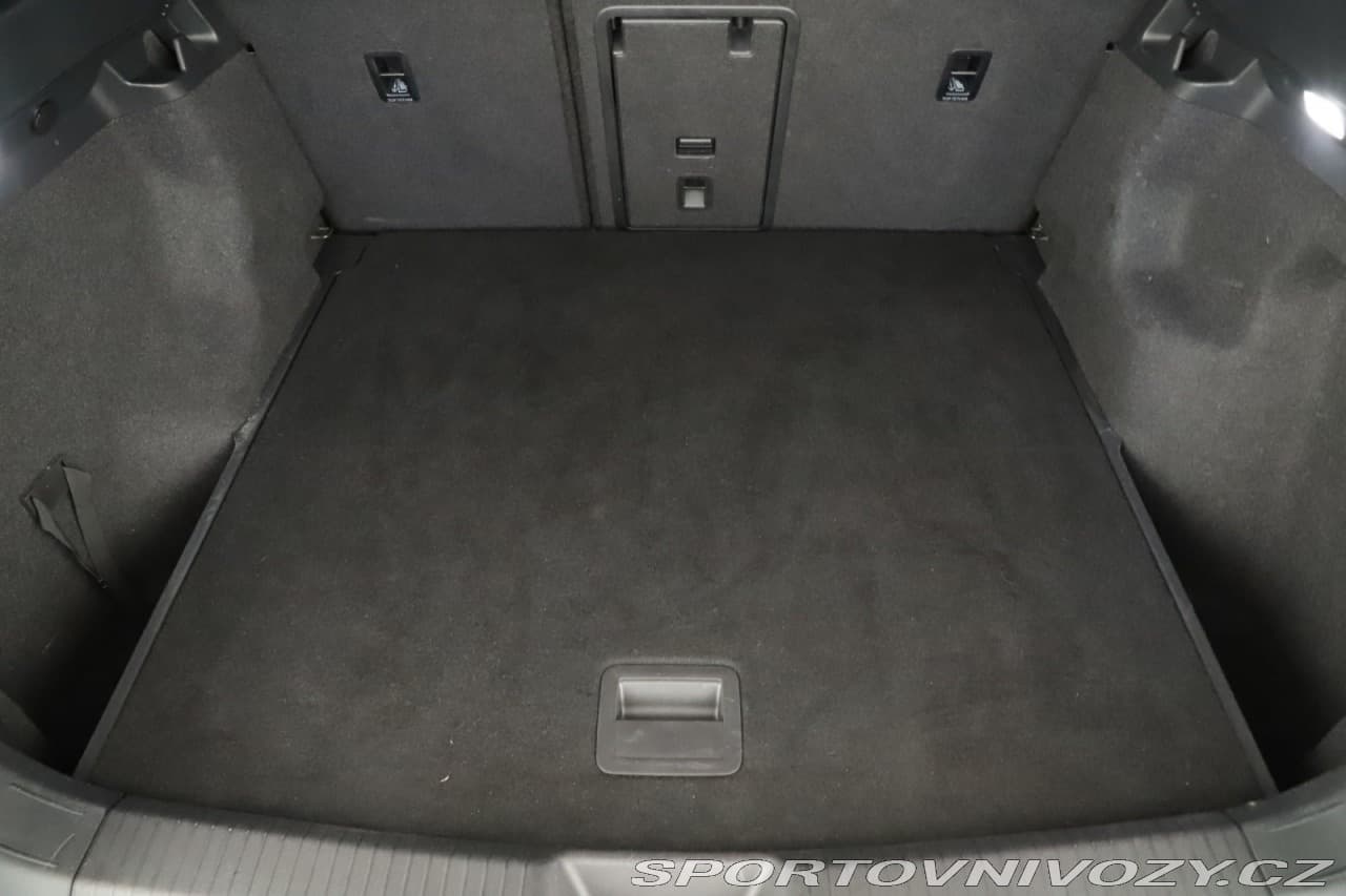 2021 Volkswagen ID.4 - 11