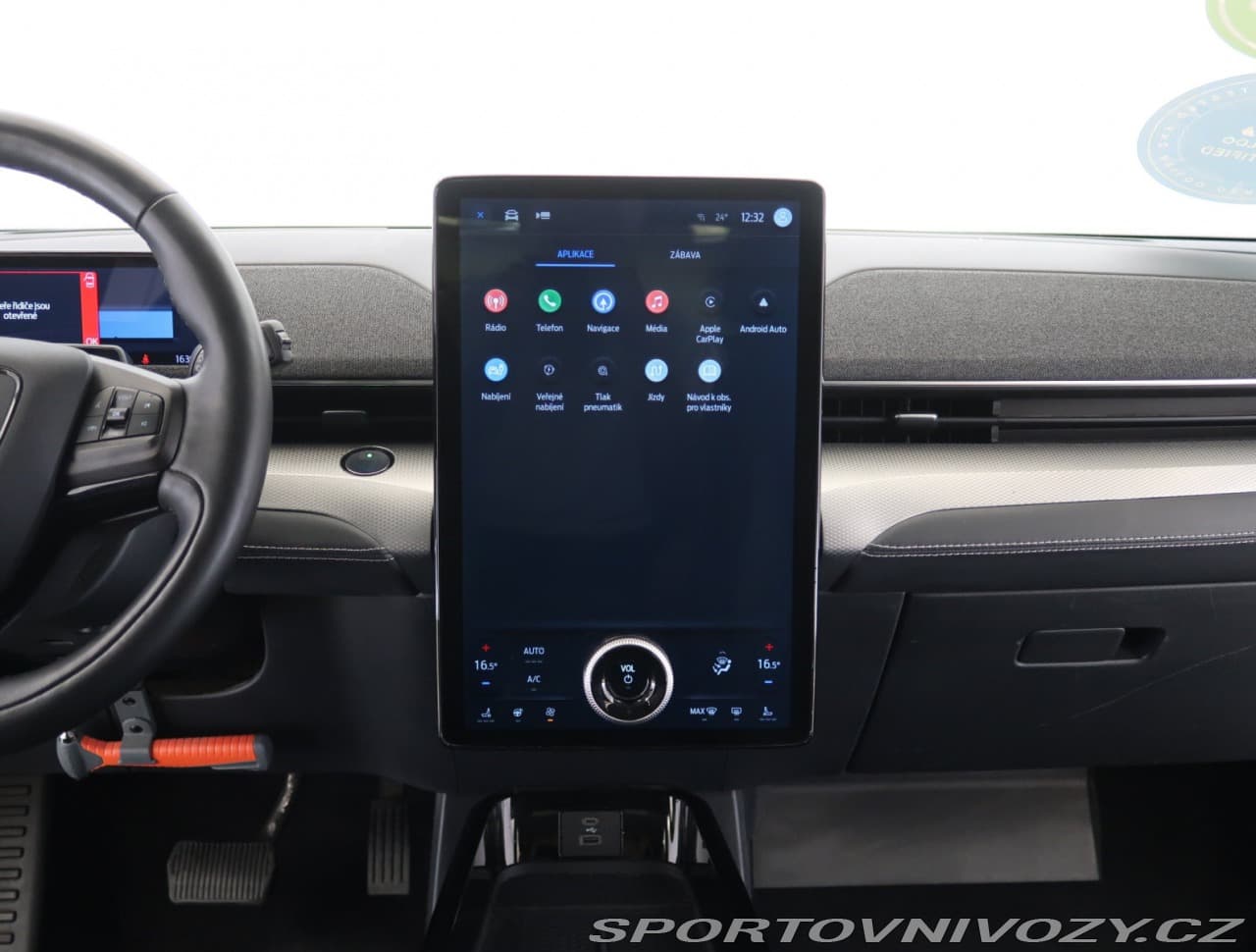 2021 Ford MUSTANG - 12