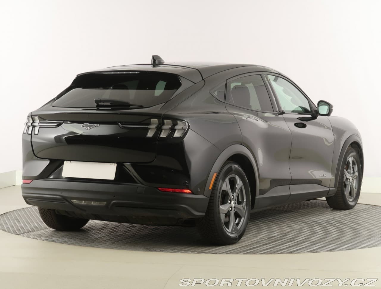 2021 Ford MUSTANG - 5
