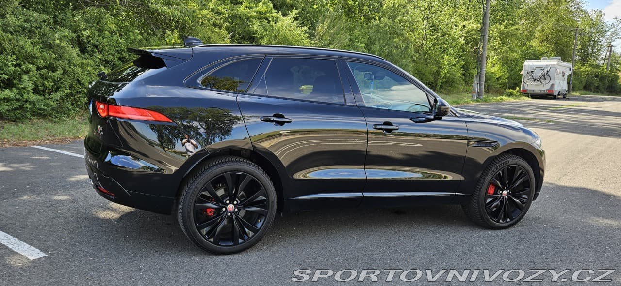 2017 Jaguar F-PACE - 3