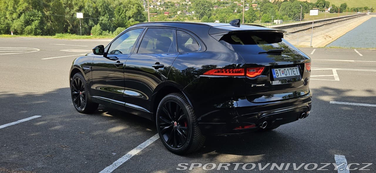 2017 Jaguar F-PACE - 5