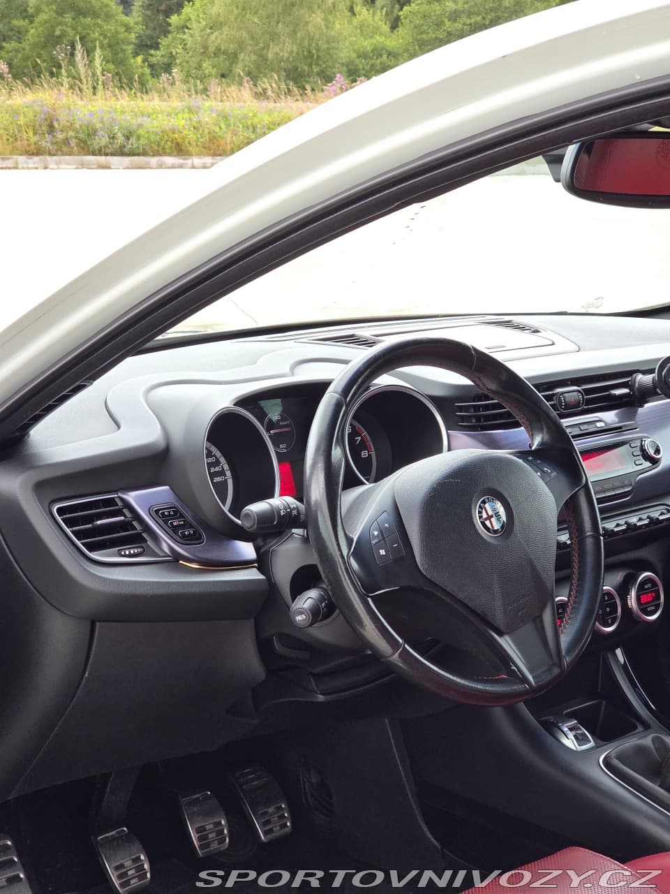 2010 Alfa Romeo GIULIETTA - 5