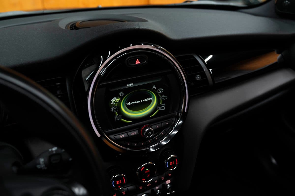 2017 Mini COOPER - 9