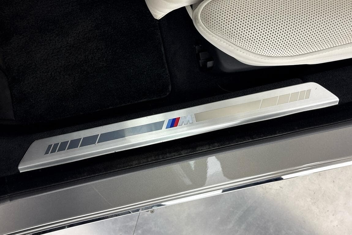 2022 BMW I7 - 19