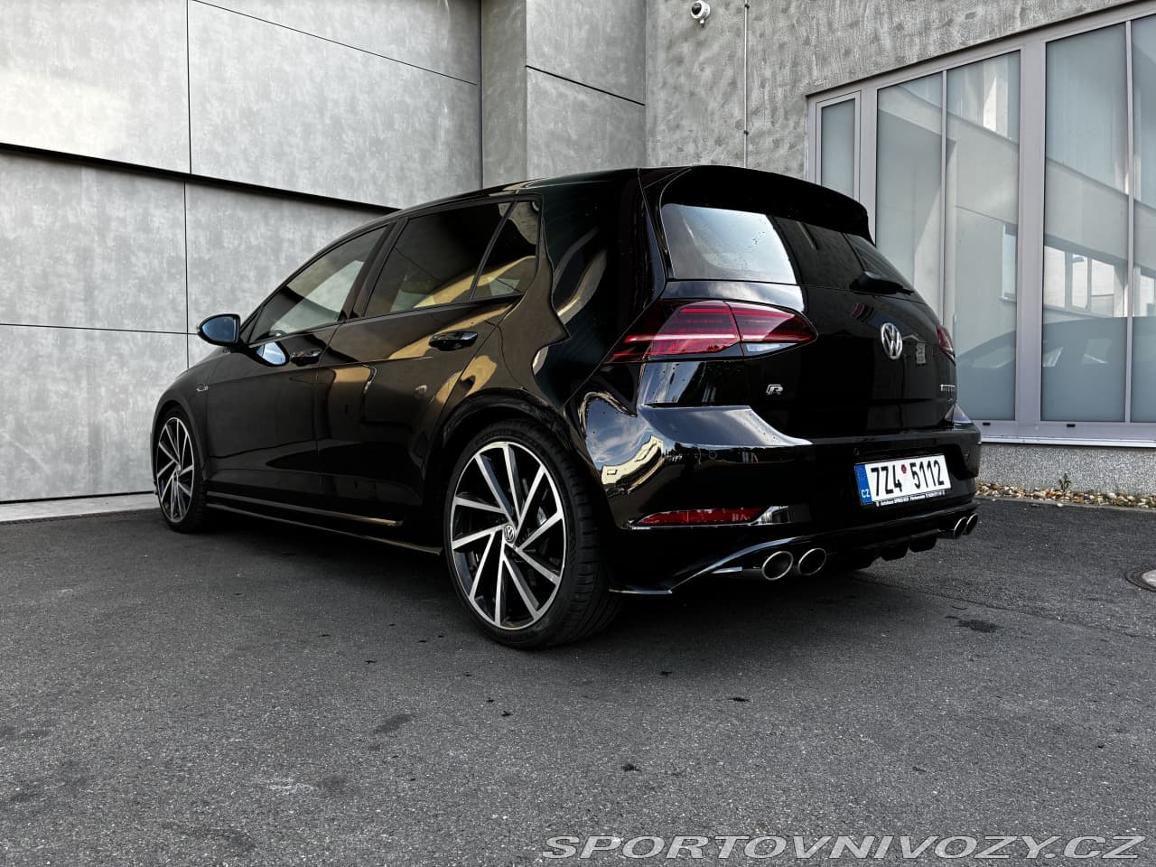 2017 Volkswagen GOLF - 14