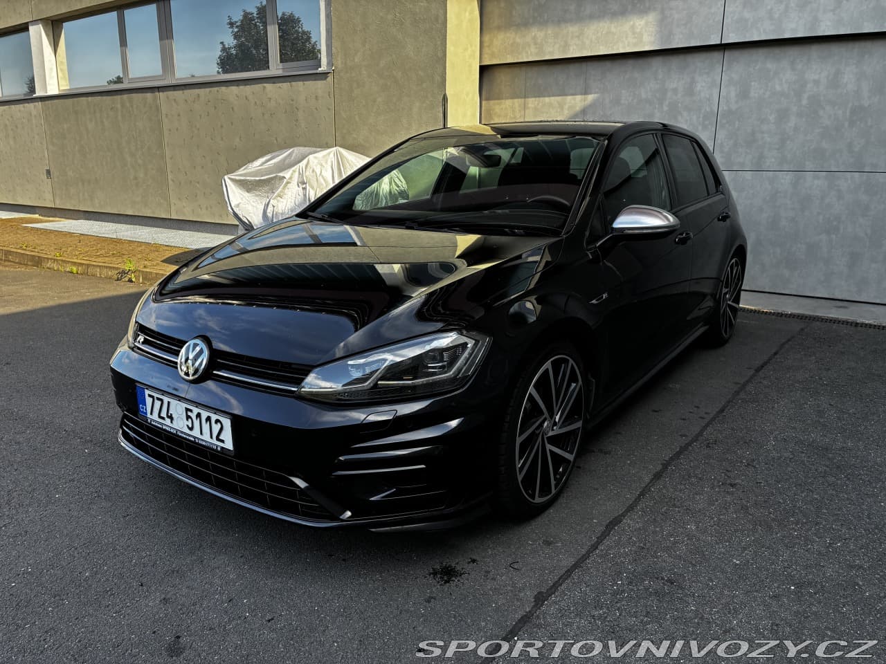 2017 Volkswagen GOLF - 16