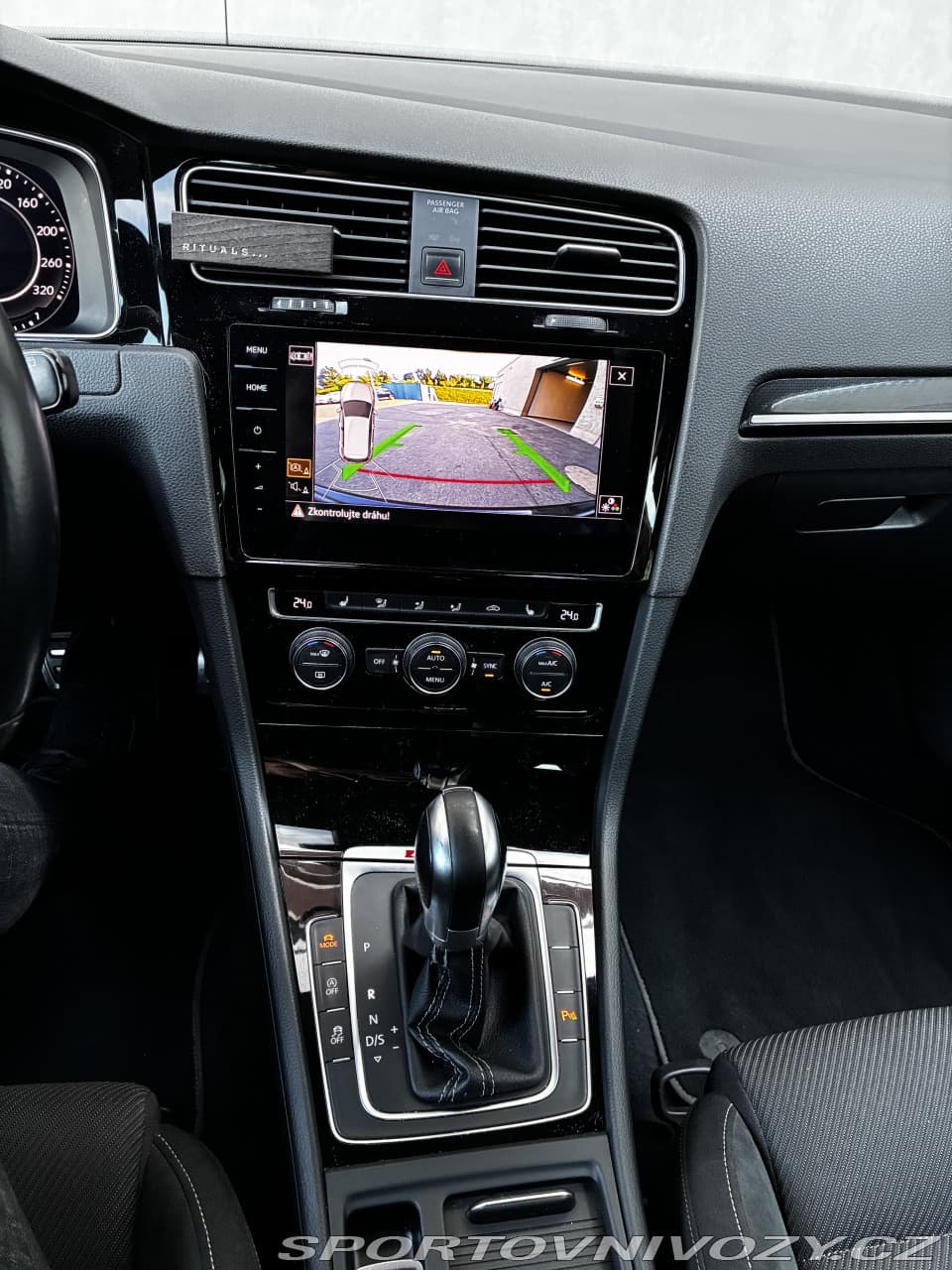 2017 Volkswagen GOLF - 6