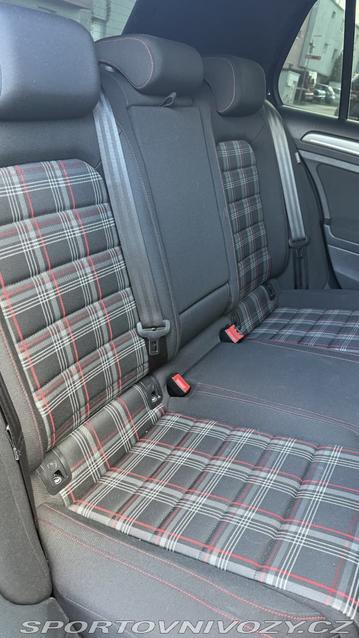2017 Volkswagen GOLF - 7