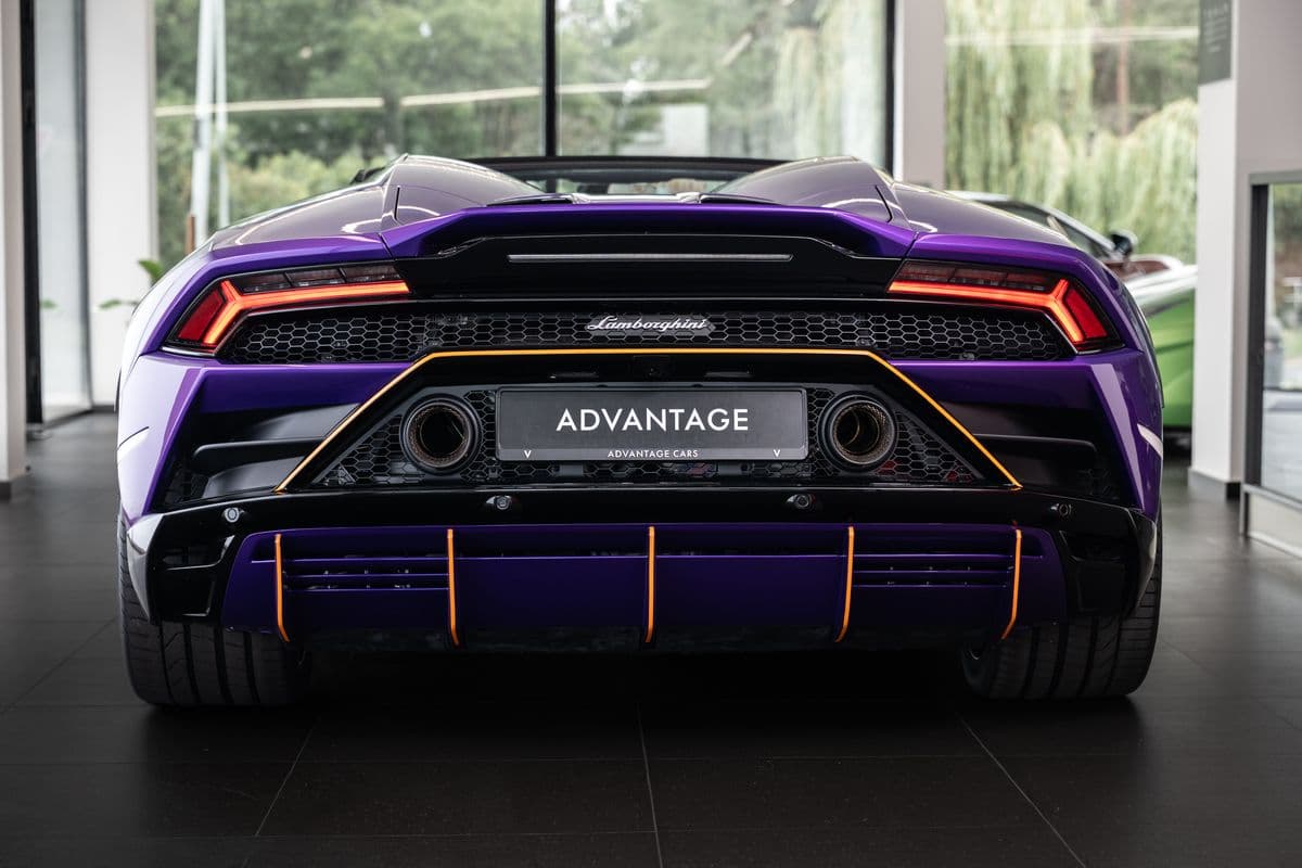 2023 Lamborghini HURACÁN - 3