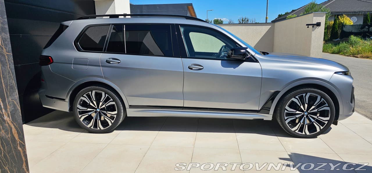 2024 BMW X7 - 8