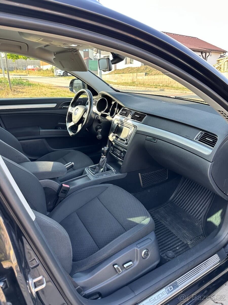 Škoda SUPERB - 17